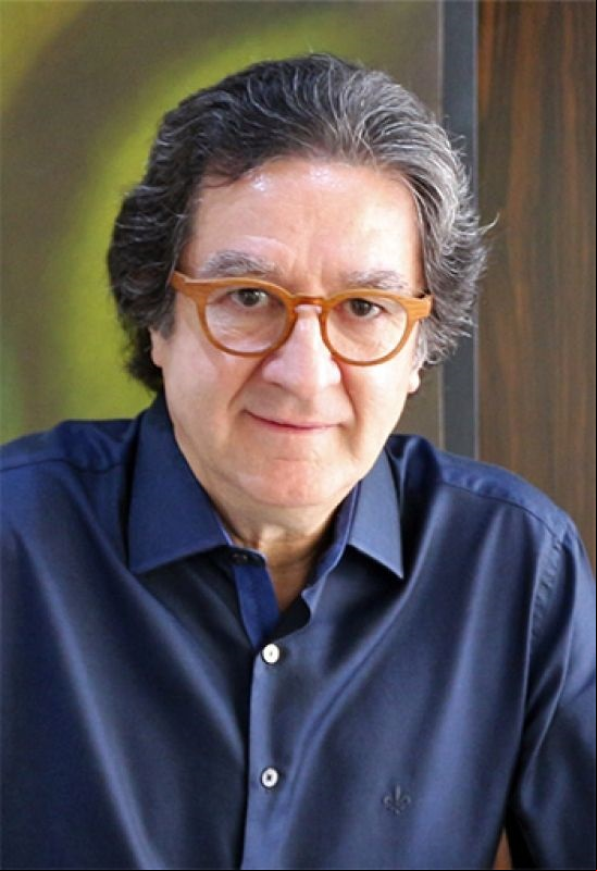 Colunista Ricardo Viveiros 