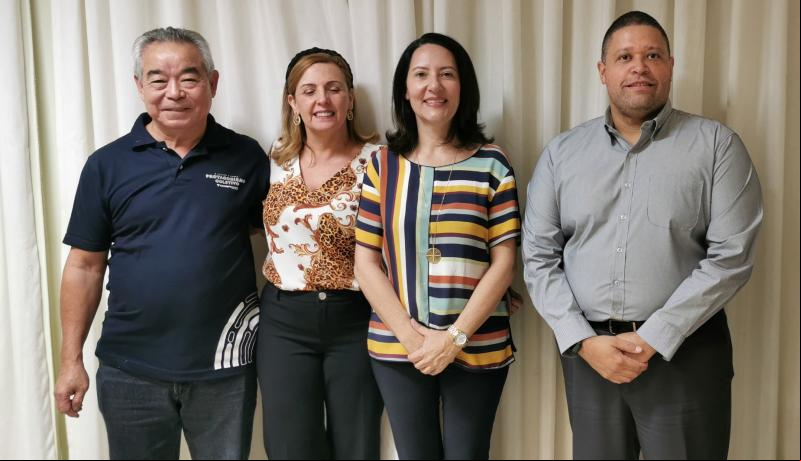 Edson Sugawara, presidente do Conselho de istração do Sicoob Paulista, Gislaine, presidente da Sicoob Crediarc, Maria Antonia de Oliveira Bueno, diretora operacional da Sicoob Crediarc e Marcos Silva, diretor geral da Sicoob Paulista
